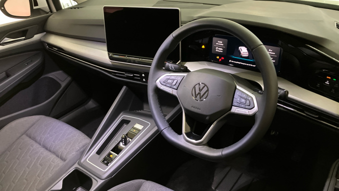 Volkswagen Golf 1.5 eTSI 150 Match 5dr DSG Petrol Hatchback - Image 6